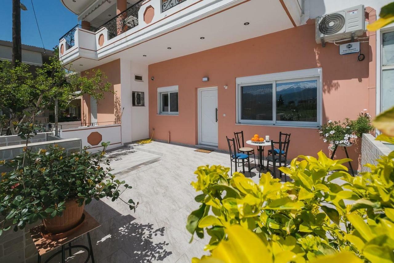 Spacious Home With Parking 干尼亞 外观 照片